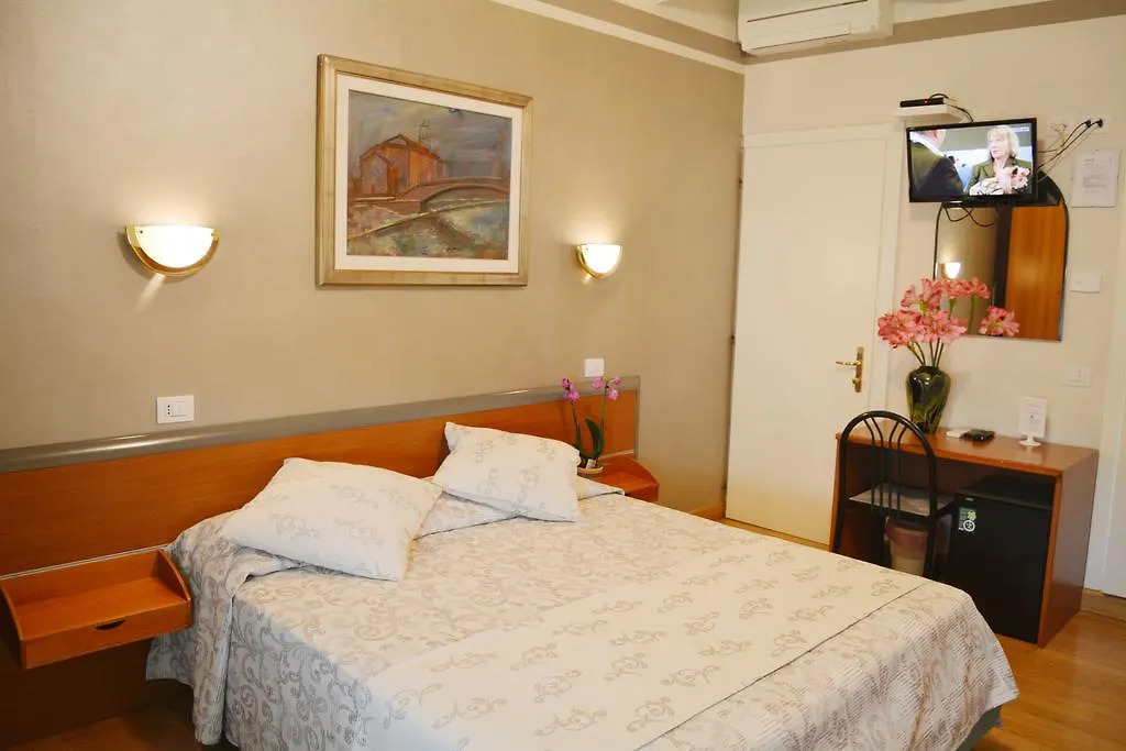 Villa Chiara Lazise Отель типа 