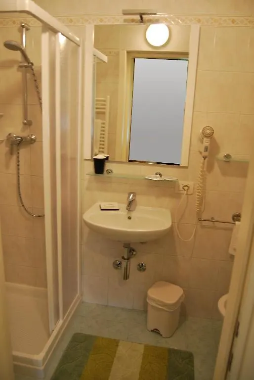 Villa Chiara Lazise Отель типа 